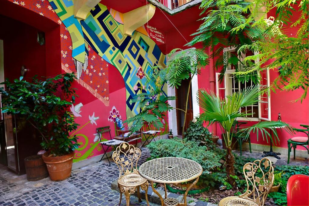 Santico Art Hotel And Hostel Boedapest Buitenkant foto