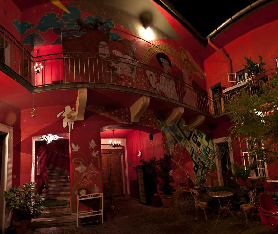 Santico Art Hotel And Hostel Boedapest Buitenkant foto