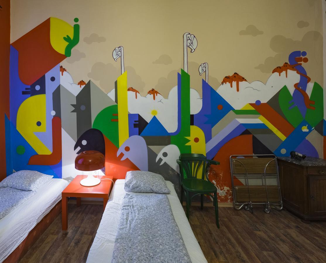 Santico Art Hotel And Hostel Boedapest Kamer foto