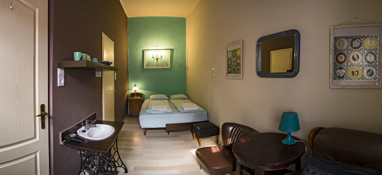 Santico Art Hotel And Hostel Boedapest Buitenkant foto