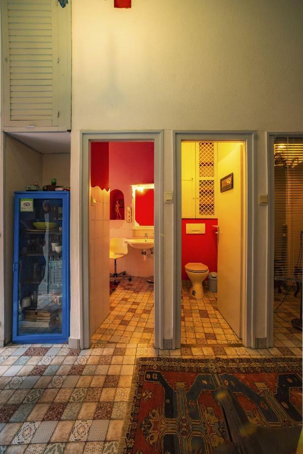 Santico Art Hotel And Hostel Boedapest Buitenkant foto