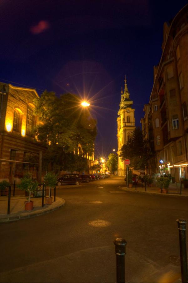 Santico Art Hotel And Hostel Boedapest Buitenkant foto