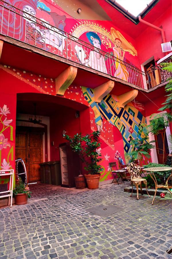 Santico Art Hotel And Hostel Boedapest Buitenkant foto
